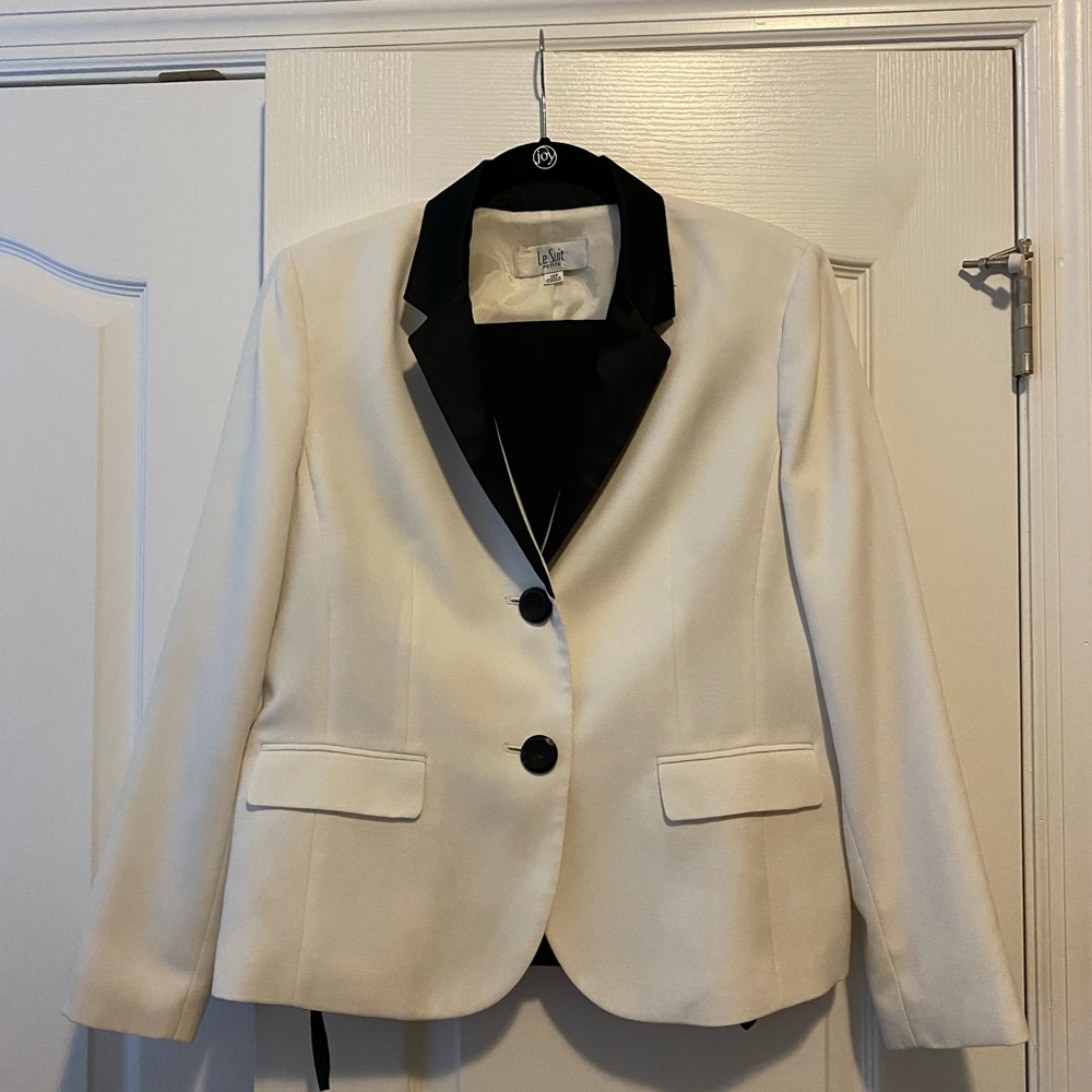 Black and white pantsuit